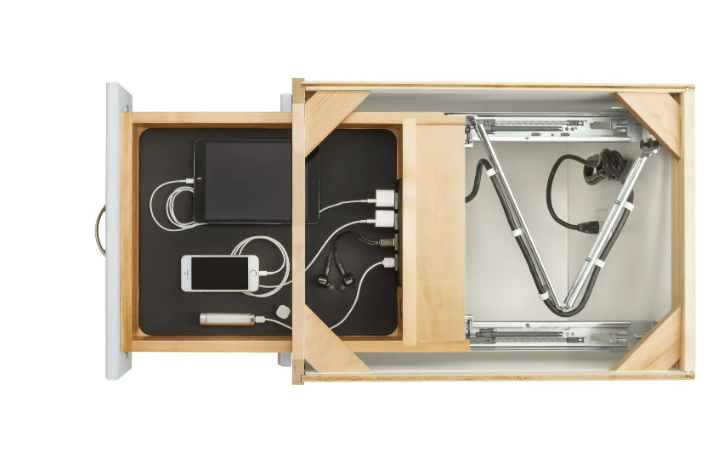  Docking Drawer 